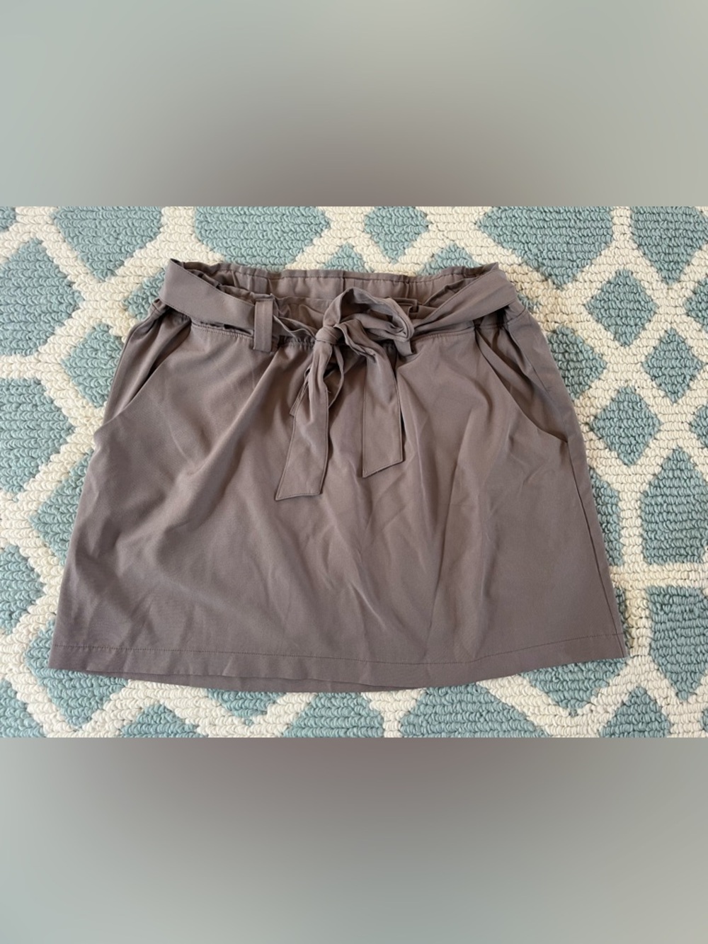 Women's Waist Tie Skirt - Taupe